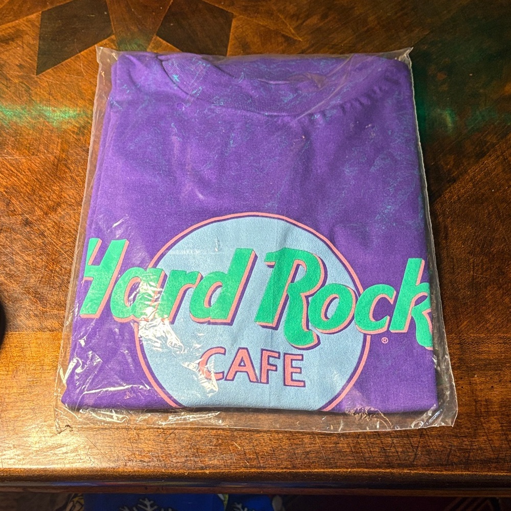 Hard Rock Cafe Vibrant Purple Tee